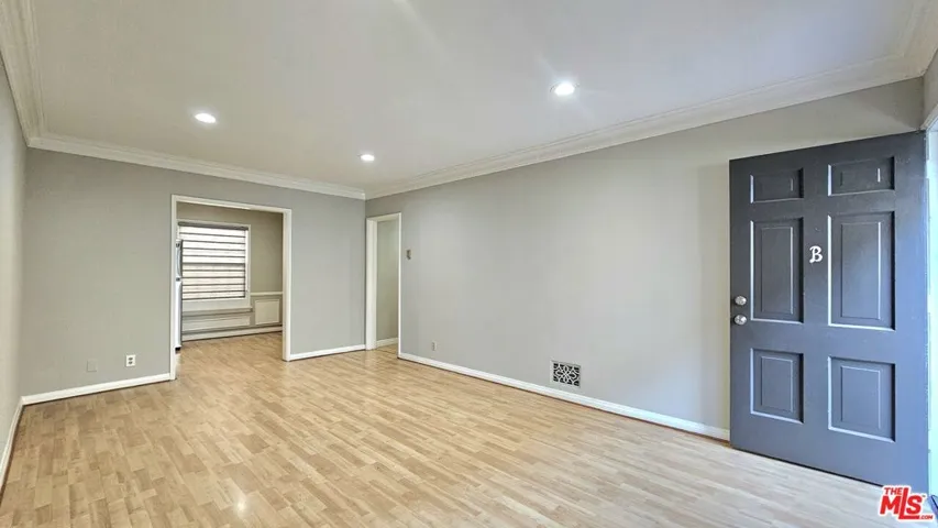 1022 S Norton Avenue B, Los Angeles, California 90019