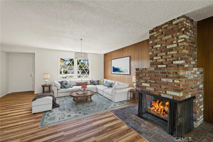 278 N Citrus, Orange, California 92868
