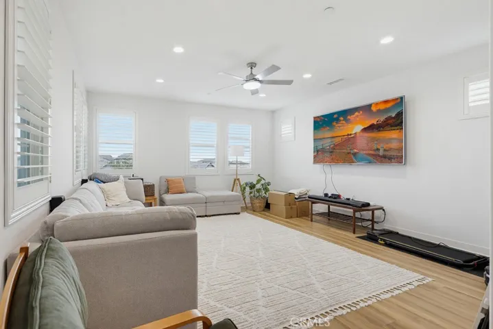 236 Tank, Irvine, California 92618