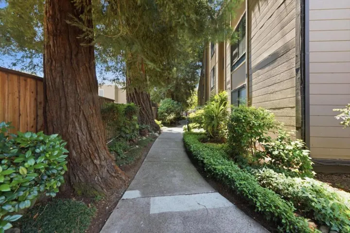 1963 Rock Street 27, Mountain View, California 94043