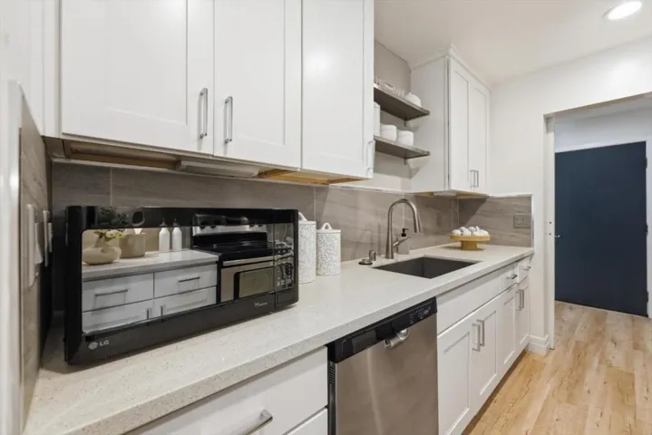 1963 Rock Street 27, Mountain View, California 94043