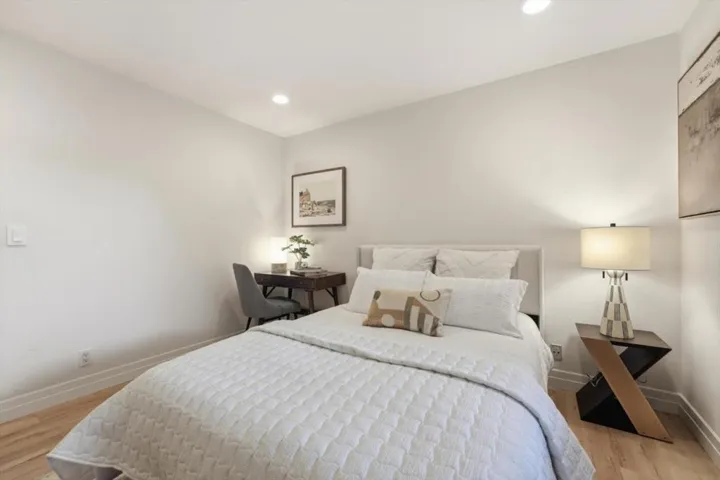 1963 Rock Street 27, Mountain View, California 94043