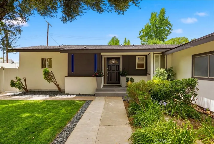 23800 Tiara, Woodland Hills, California 91367