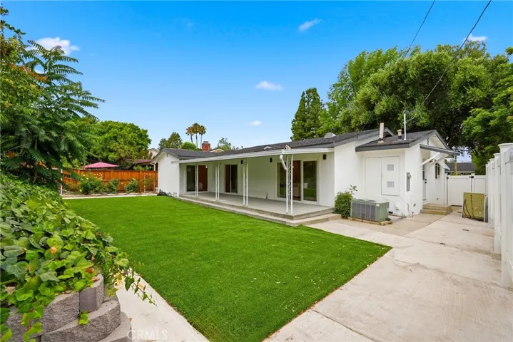 23800 Tiara, Woodland Hills, California 91367
