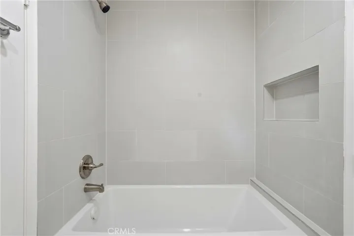 23800 Tiara, Woodland Hills, California 91367