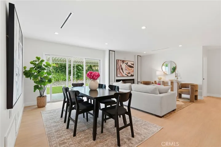 23800 Tiara, Woodland Hills, California 91367