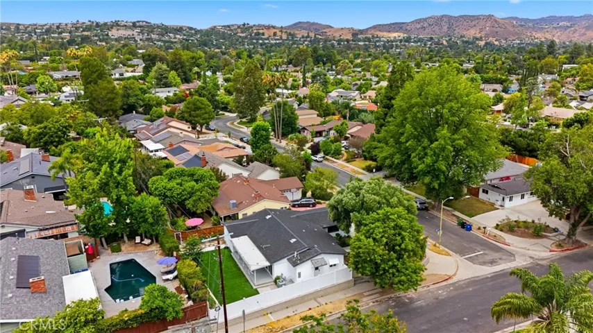 23800 Tiara, Woodland Hills, California 91367