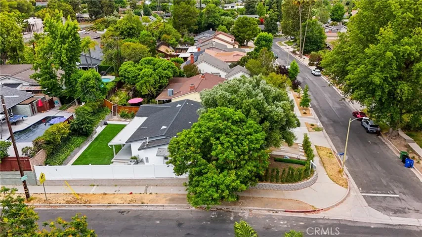 23800 Tiara, Woodland Hills, California 91367