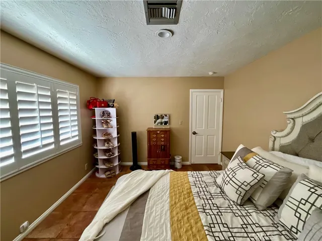14913 Blue Grass, Helendale, California 92342
