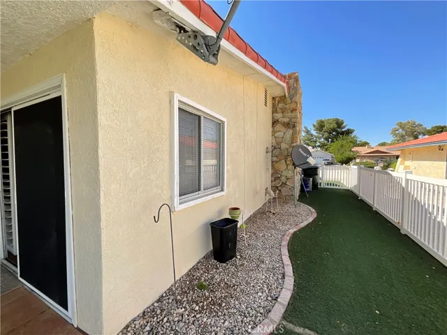 14913 Blue Grass, Helendale, California 92342
