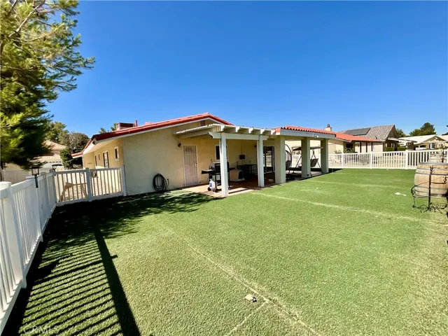 14913 Blue Grass, Helendale, California 92342