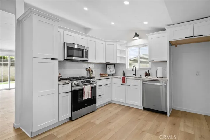 Kitchen - Complete Remodel