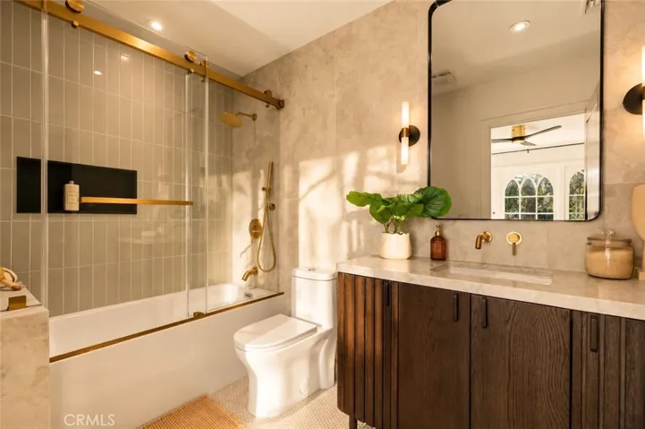 Bedroom #2 Ensuite Bathroom