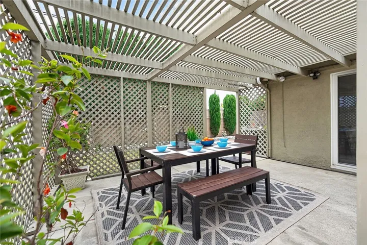 6230 E Pageantry, Long Beach, California 90808