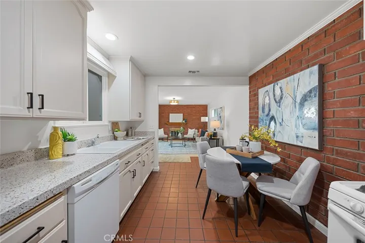 6230 E Pageantry, Long Beach, California 90808