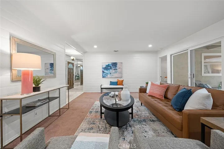6230 E Pageantry, Long Beach, California 90808