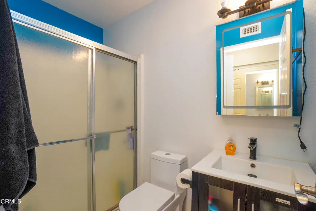 2077 E Bard Road, Oxnard, CA 93033 - Mai