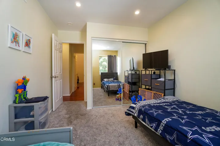 2077 E Bard Road, Oxnard, CA 93033 - Bed