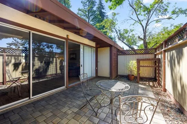 500 W Middlefield Road 98, Mountain View, California 94043