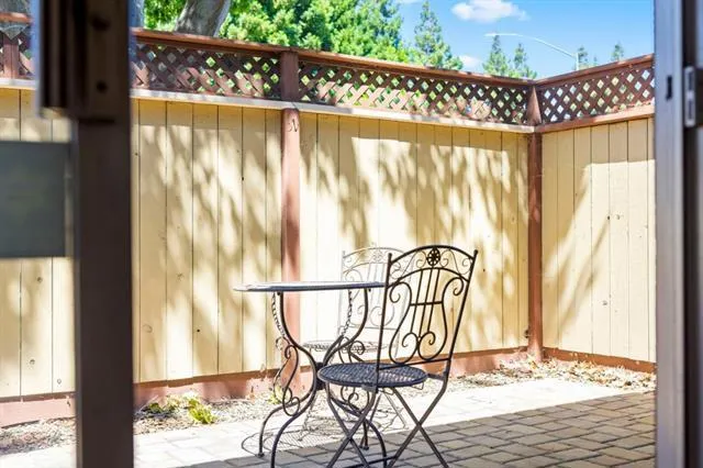 500 W Middlefield Road 98, Mountain View, California 94043