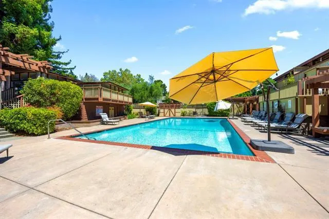 500 W Middlefield Road 98, Mountain View, California 94043
