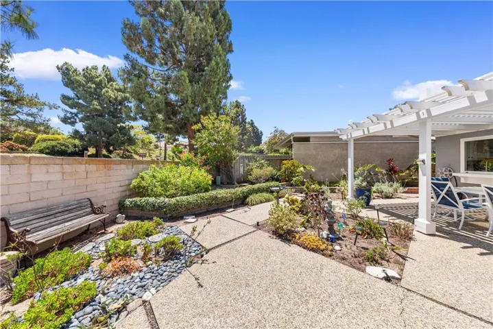 18846 Saginaw, Irvine, California 92603