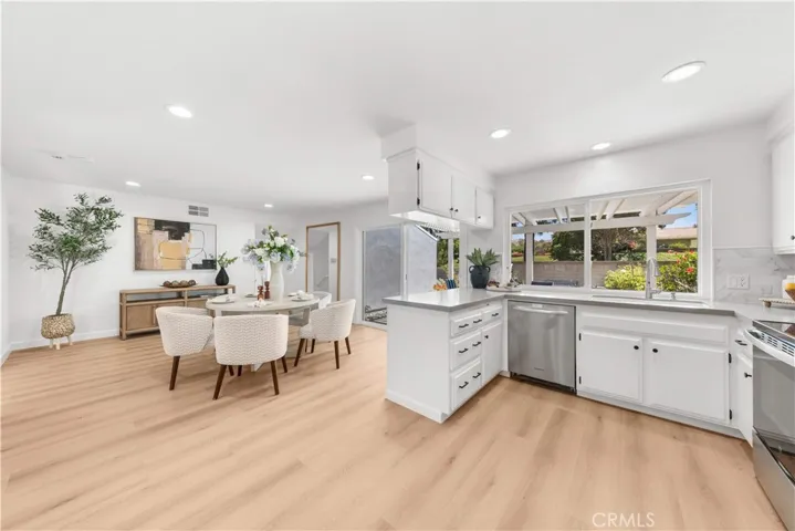 18846 Saginaw, Irvine, California 92603