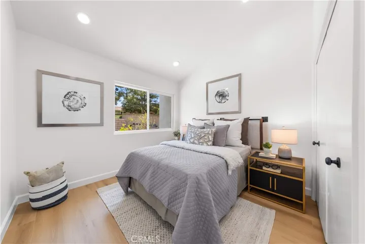 18846 Saginaw, Irvine, California 92603