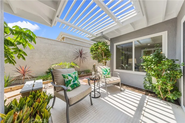 18846 Saginaw, Irvine, California 92603