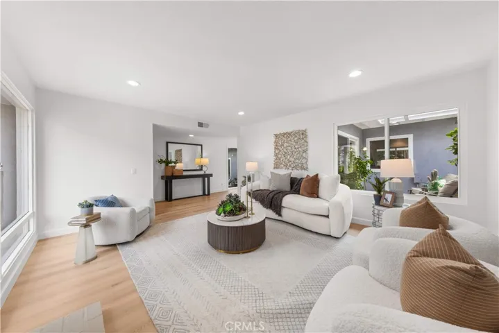 18846 Saginaw, Irvine, California 92603