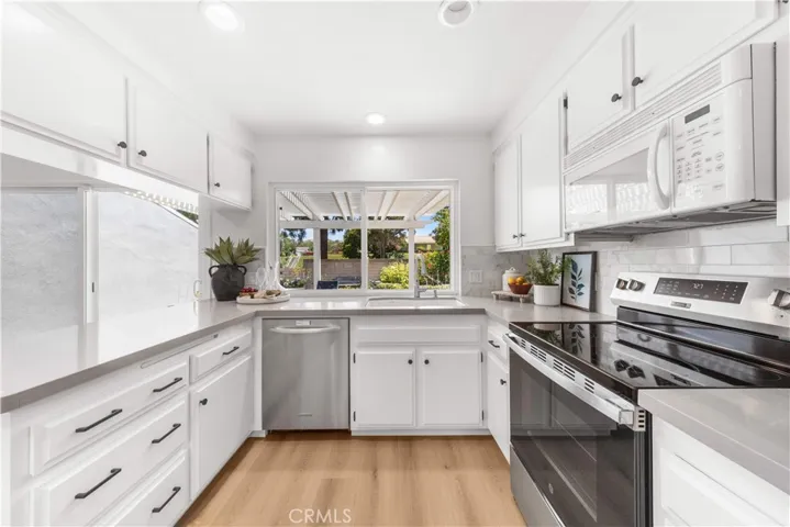18846 Saginaw, Irvine, California 92603
