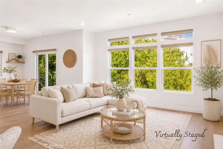 3822 Clayton Avenue, Los Angeles, California 90027