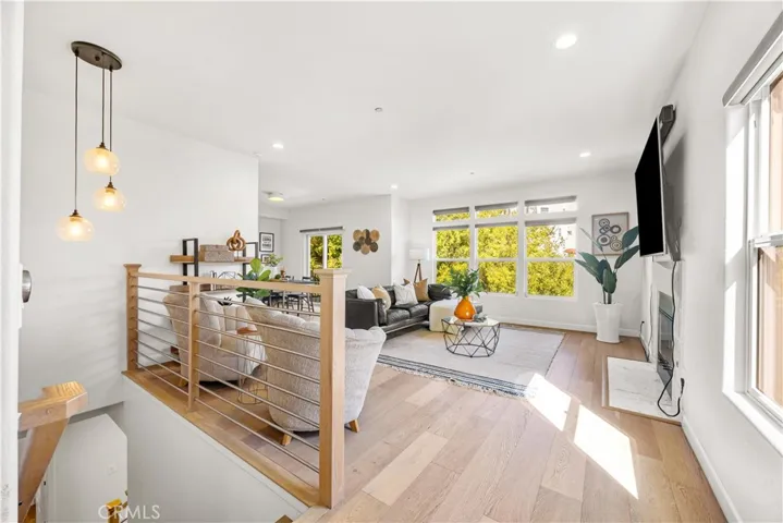 3822 Clayton Avenue, Los Angeles, California 90027