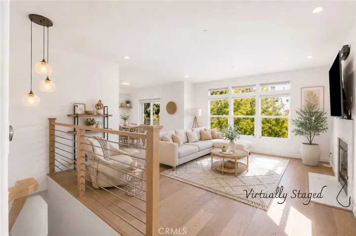 3822 Clayton Avenue, Los Angeles, California 90027