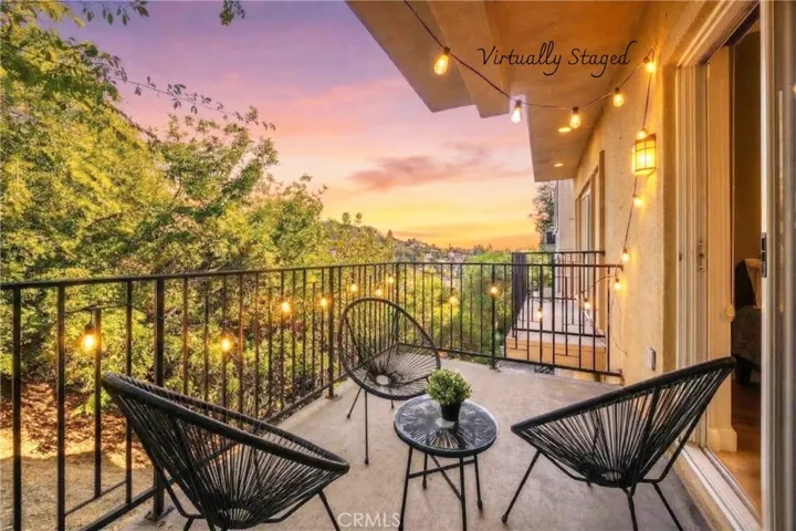 3822 Clayton Avenue, Los Angeles, California 90027