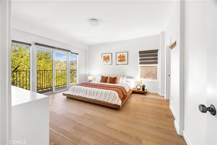 3822 Clayton Avenue, Los Angeles, California 90027