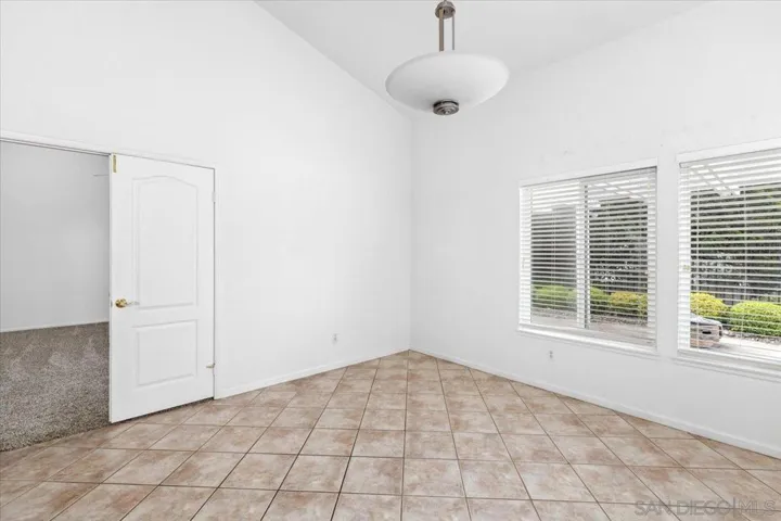 1686 Hermosita Dr, San Marcos, California 92078