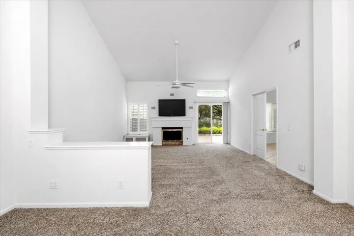 1686 Hermosita Dr, San Marcos, California 92078