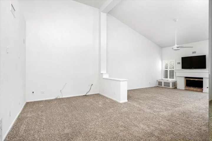 1686 Hermosita Dr, San Marcos, California 92078