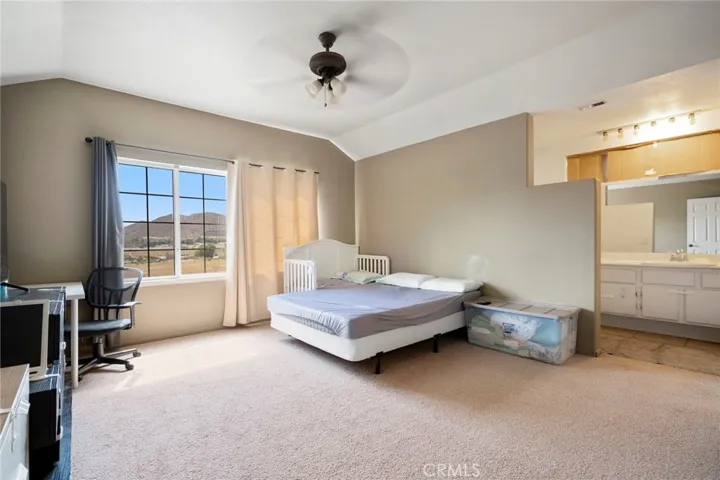 321 Avenue 12, Lake Elsinore, California 92530