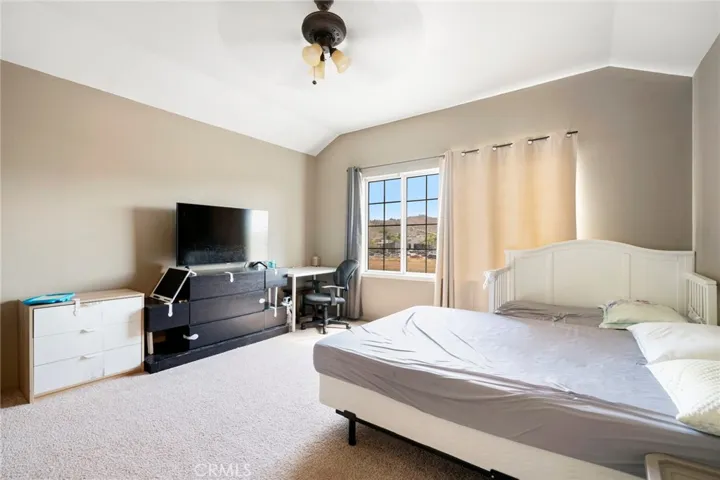 321 Avenue 12, Lake Elsinore, California 92530