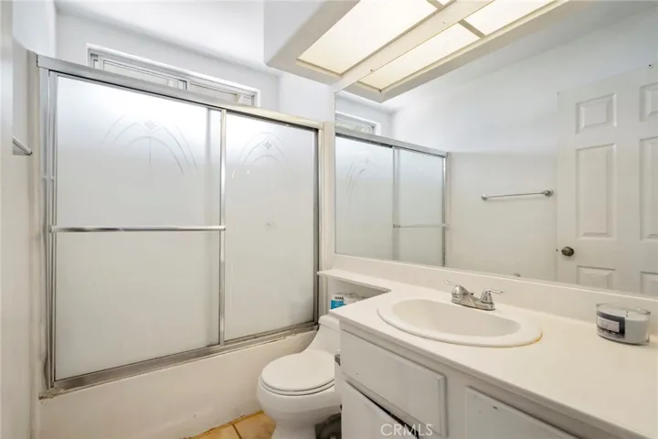 321 Avenue 12, Lake Elsinore, California 92530
