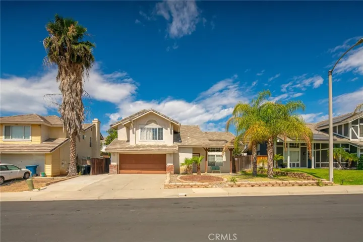 321 Avenue 12, Lake Elsinore, California 92530