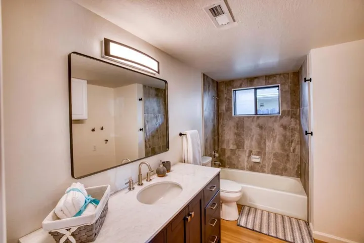 120 Grant Street, Santa Cruz, California 95060