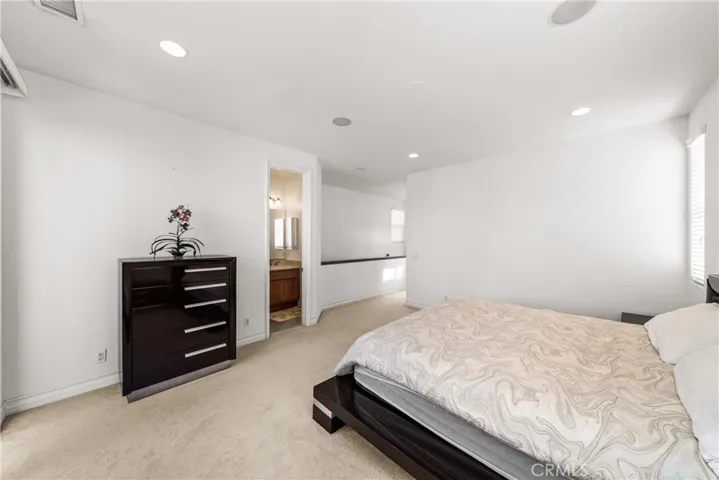 116 11th, Huntington Beach, California 92648