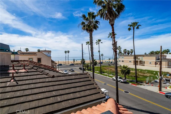 116 11th, Huntington Beach, California 92648