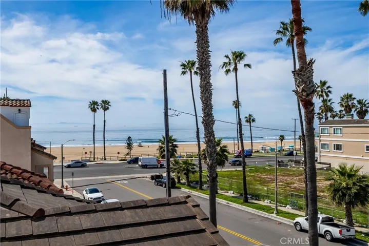 116 11th, Huntington Beach, California 92648