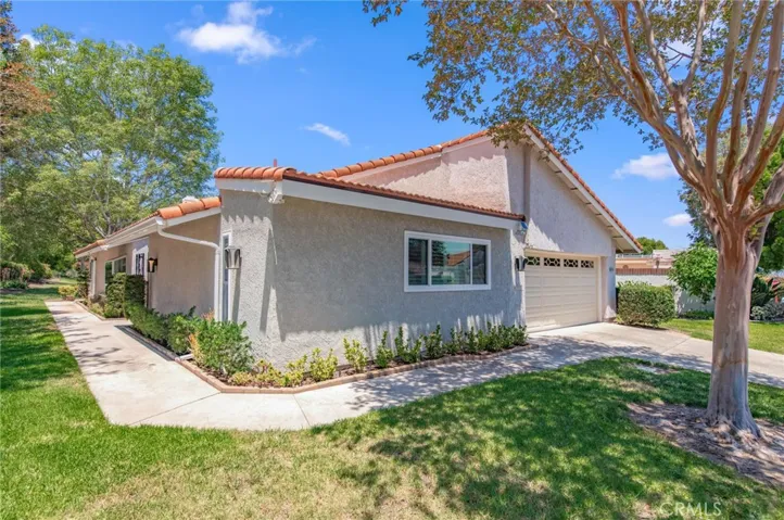 5019 Jardin, Laguna Woods, California 92637
