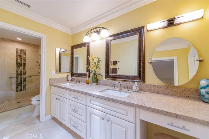 5019 Jardin, Laguna Woods, California 92637