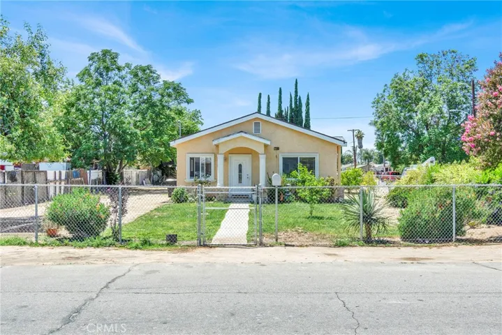 7398 Golondrina Drive, San Bernardino, California 92410